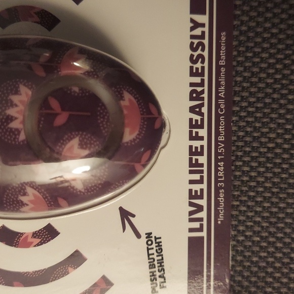 Mini Alarm with LED Flashlight - Purple Floral motif - Picture 5 of 5